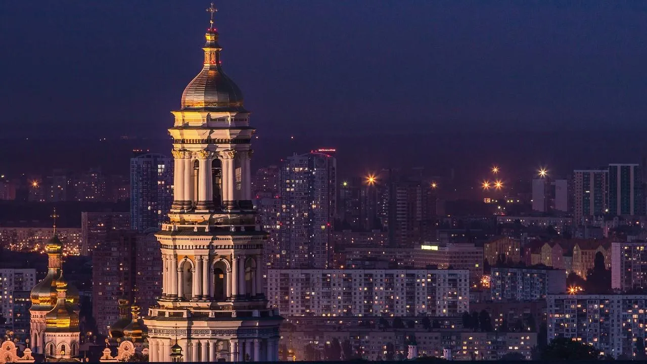 На Украине подтвердили удары по штаб-квартире ГУР в Киеве