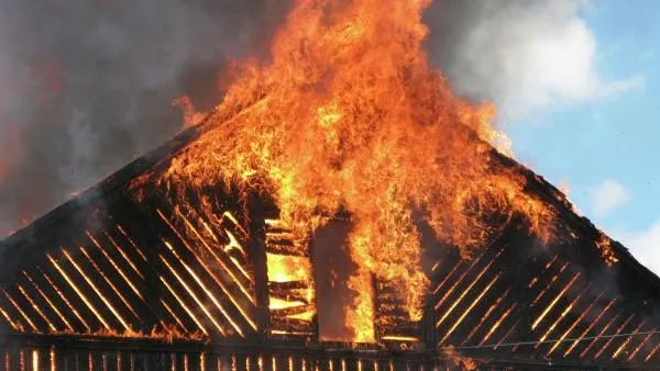 При пожаре в частном доме в Раменском районе пострадал человек
