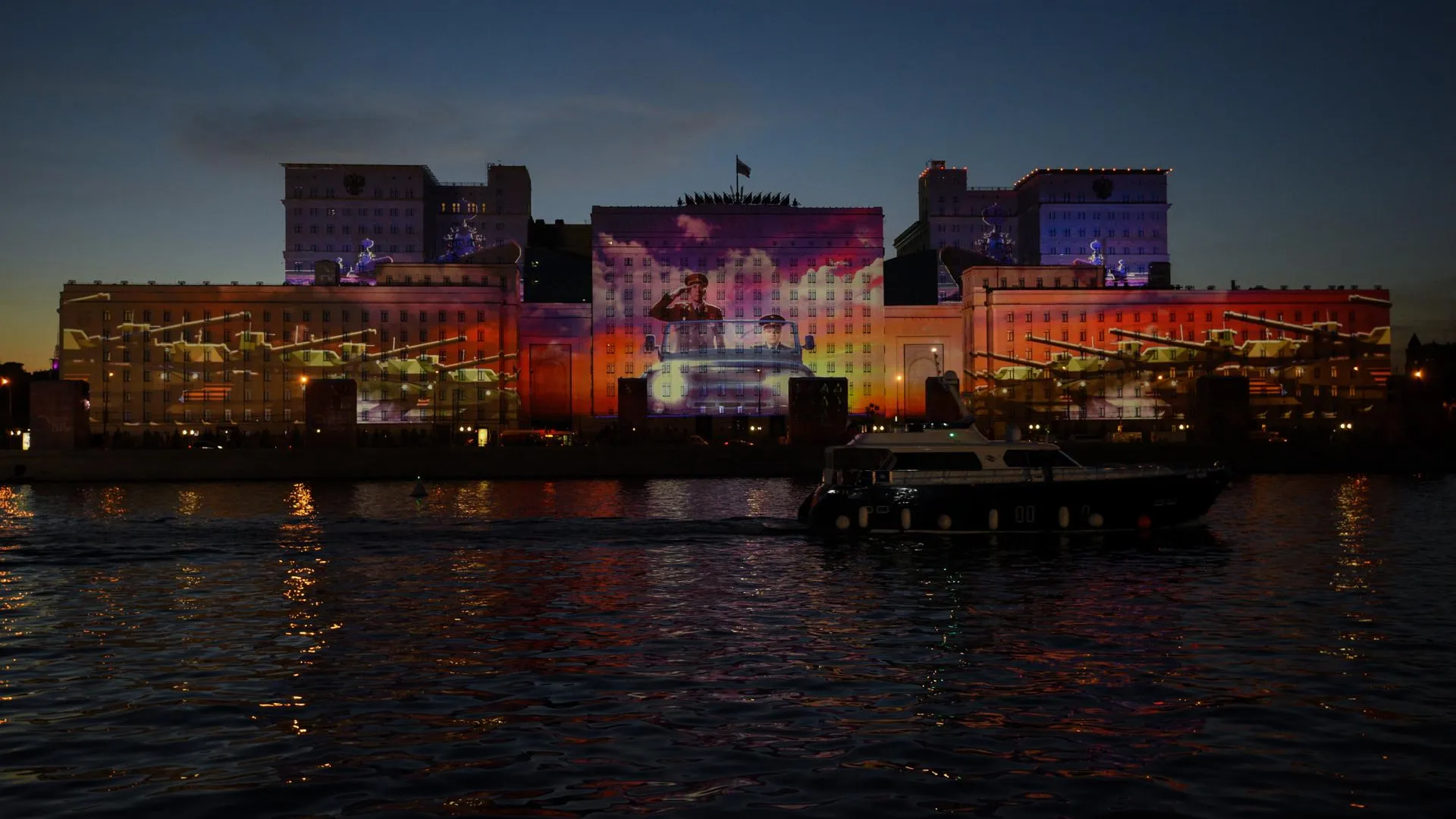 Депутат Гурулев считает назначение Белоусова главой Минобороны России продуманным решением Путина