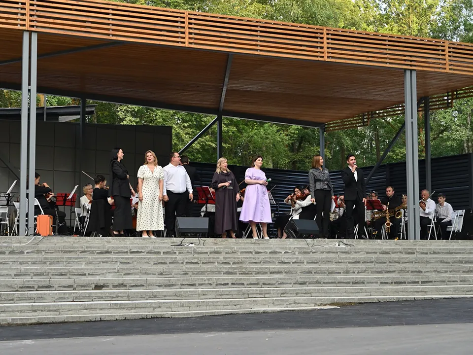 Обновленная танцверанда. Фото: Сергей Демянюк