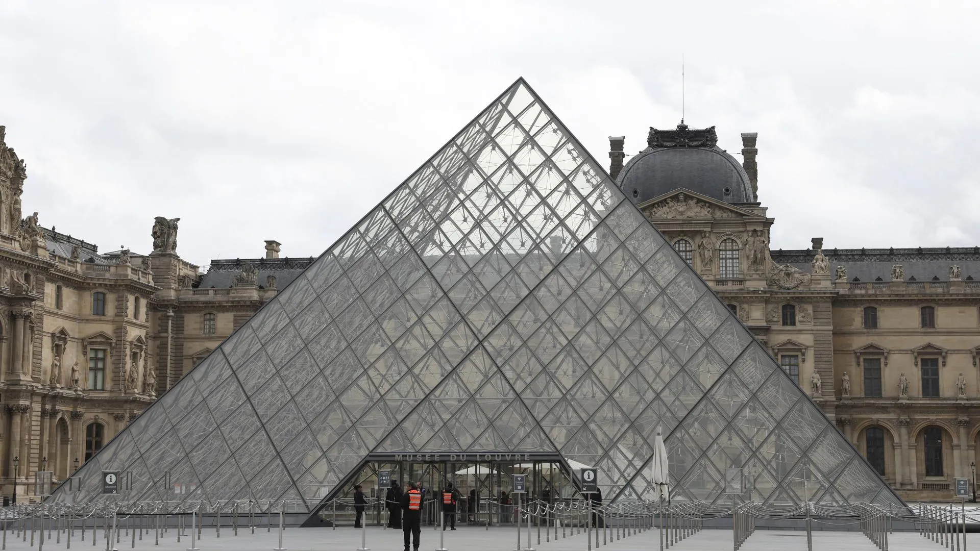 Michtof/Keystone Press Agency