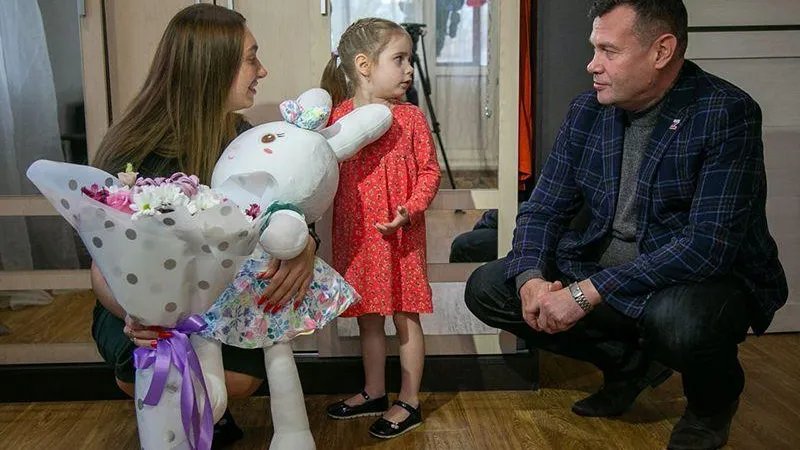 Александр Гречищев встретился с семьей мобилизованного мужчины из Коломны