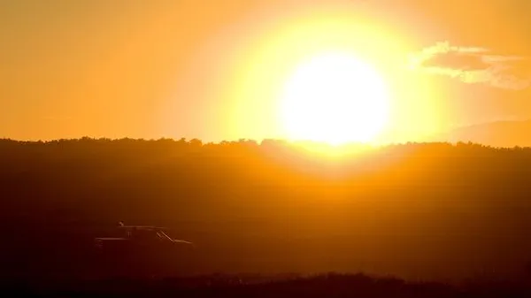 Ученые NASA наблюдали за необычным явлением на Солнце