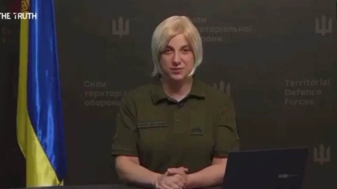 Уволена из Гестапо за жестокость: командование ВСУ отстранило спикера Сил теробороны трансгендера Сару Эштон-Чирилло