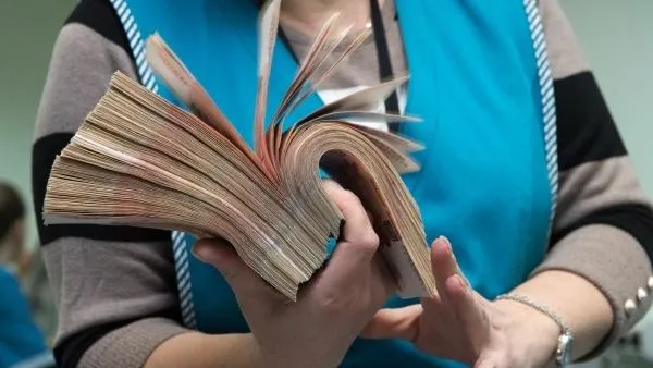 Россияне накапливают долги