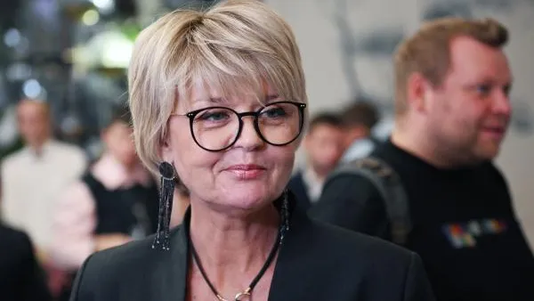 Актриса Меньшова закрыла столичную киностудию отца в связи со значительными убытками