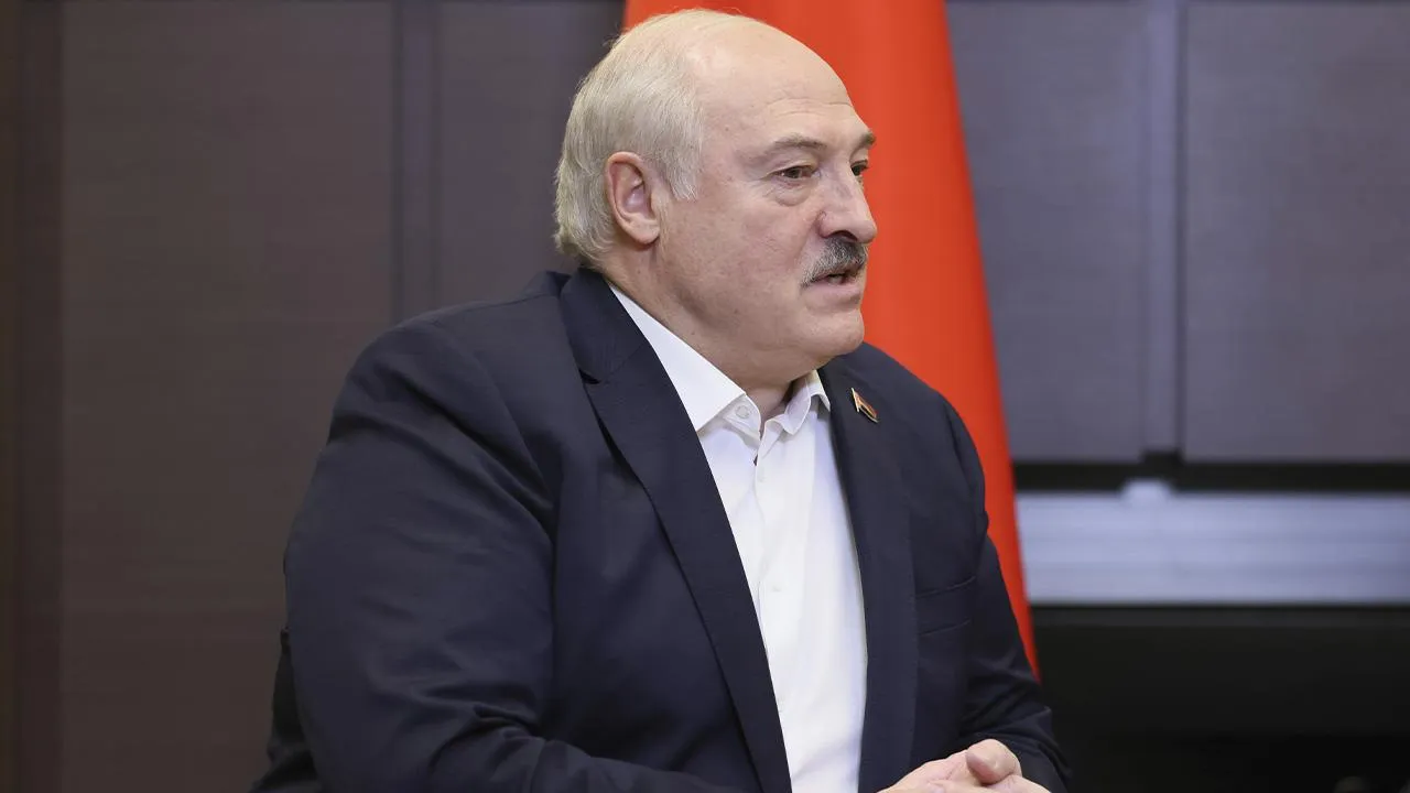 «Ни одна страна не рискнет»: грозит ли реальный арест Александру Лукашенко
