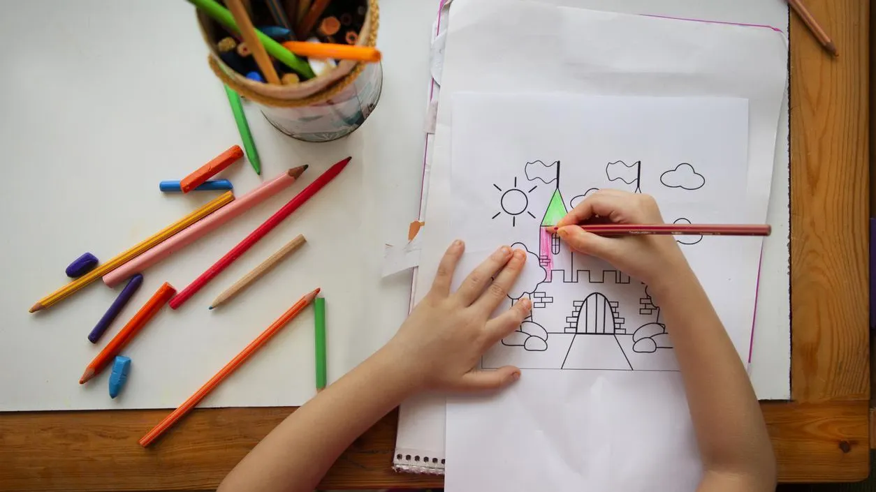 Родителям младшеклассников могут разрешить уходить на удаленку на время каникул