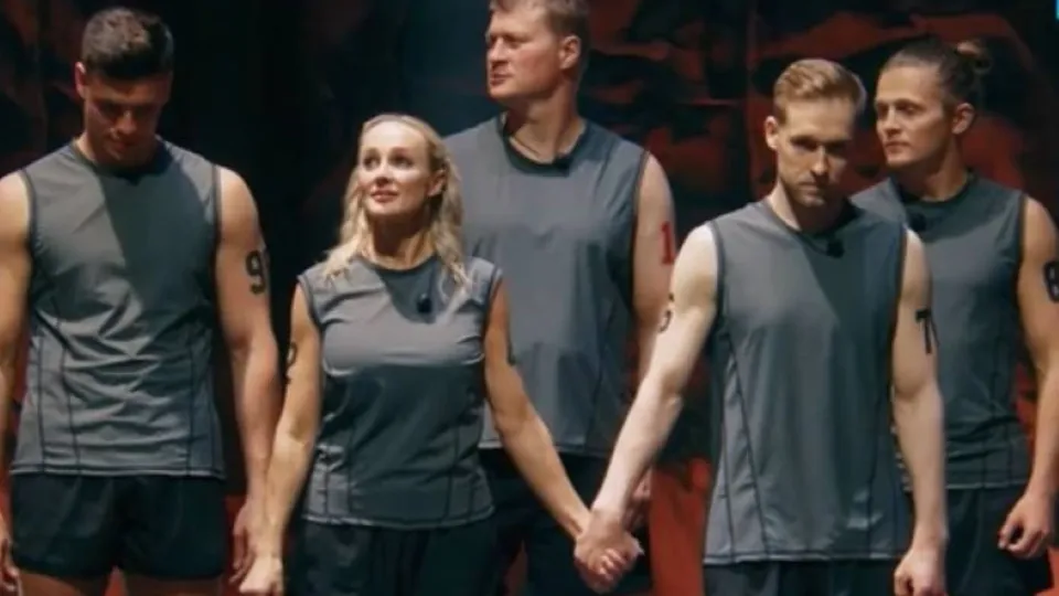 Кадр из видео телепрограммы «Титаны»