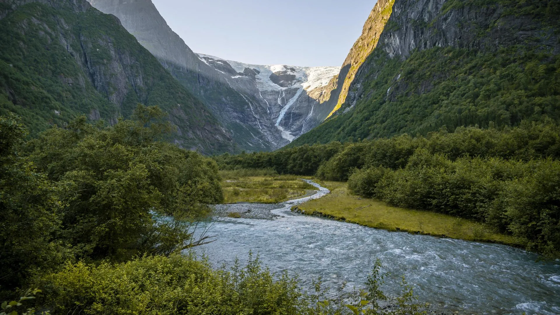 Moritz Wolf/http://imagebroker.com/#/search/