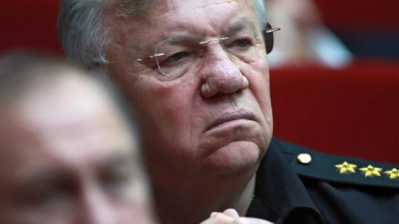 Адмирал Комоедов призвал нанести удар по Киеву после атаки ВСУ на Севастополь