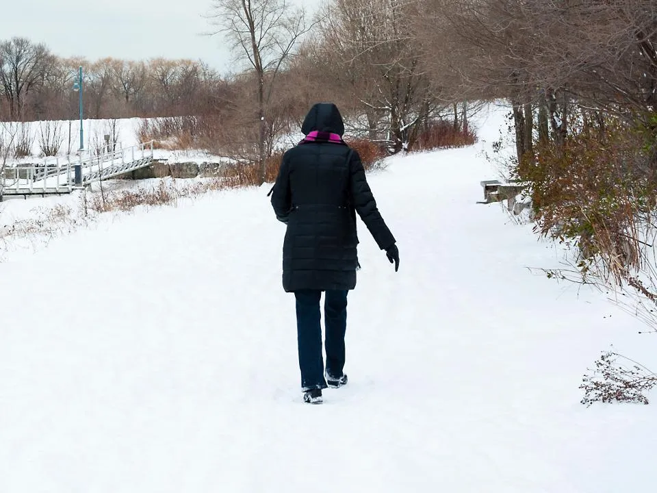 Опасная ошибка зимой: врач объяснила, почему распитие алкоголя во время морозов может стоить здоровья