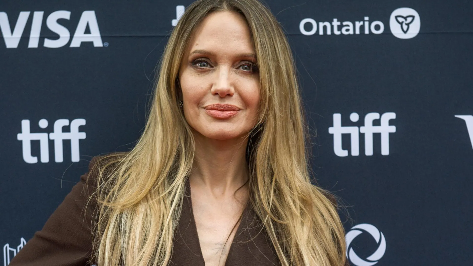 Cover Images/Keystone Press Agency