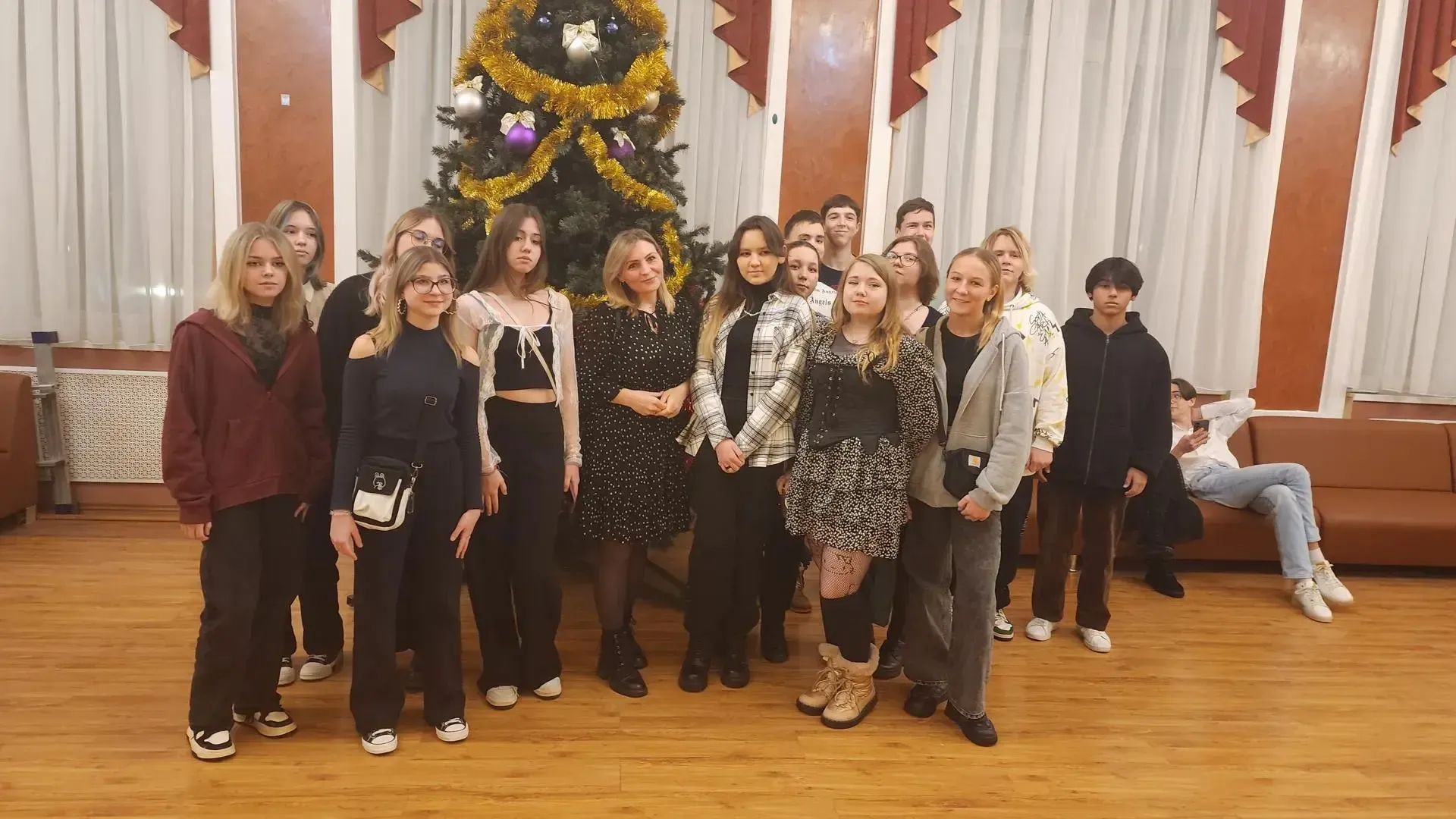 В Пушкинском музыкально-драматическом театре готовят премьеры к следующему году и спектакль на теплоходе