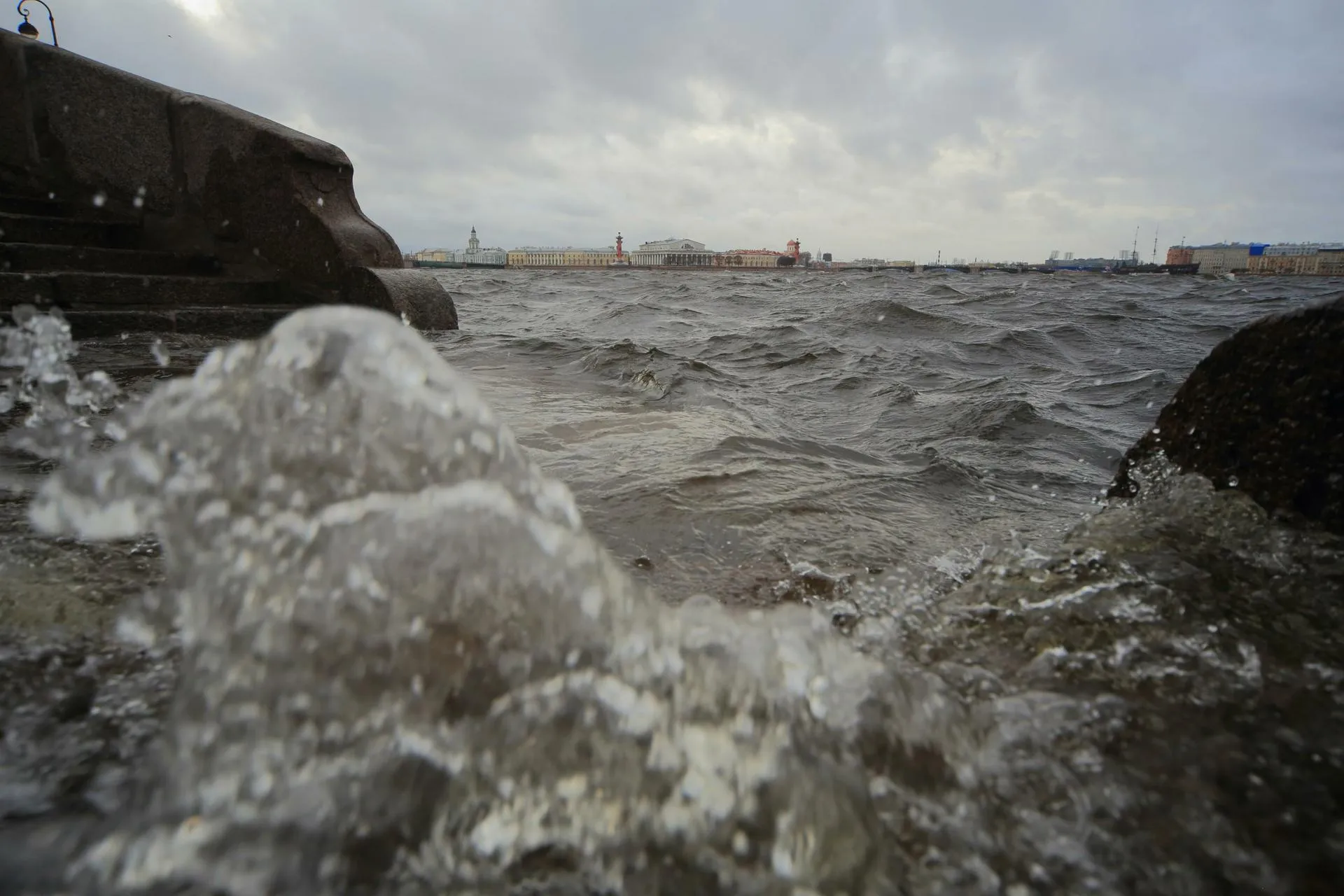 Zamir Usmanov/Russian Look