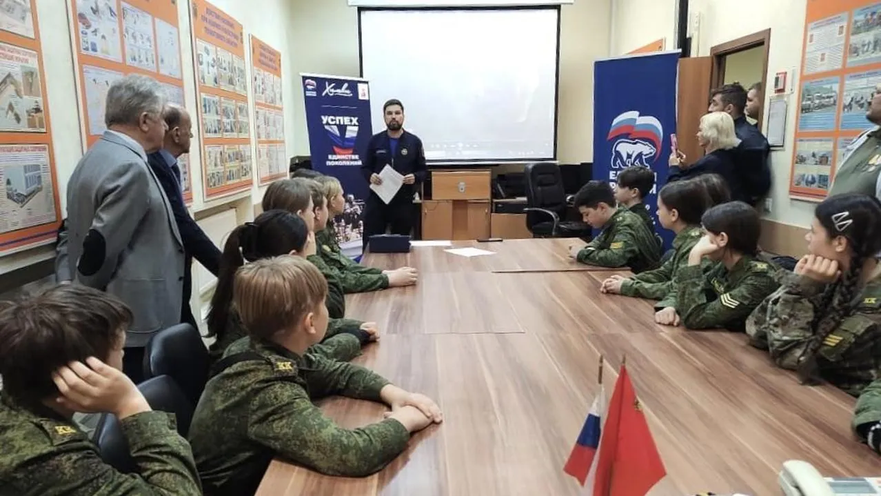Память сотрудников МЧС, погибших при исполнении служебного долга, почтили в Химках