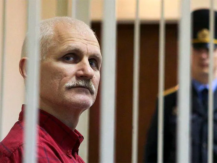 Нобелевский лауреат попал за решетку: чем прославился Беляцкий