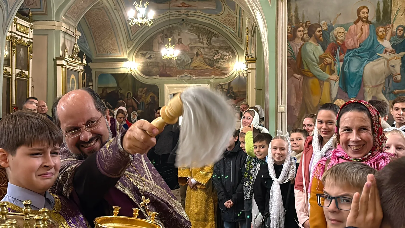 Фото: Тихвинский храм г. Ступино