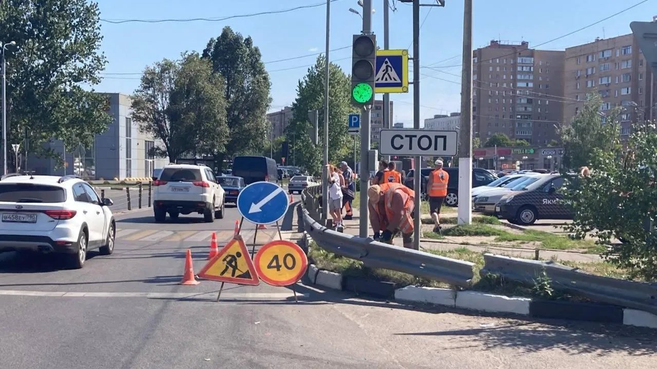 Ремонт ограждений провели на дорогах в семи округах Московской области
