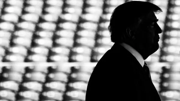 Трамп разрешил тяжелобольным людям испытывать на себе лекарства