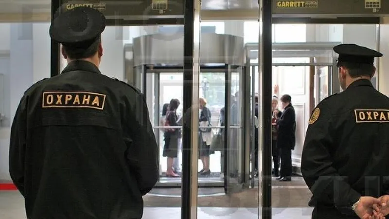 Охранник супермаркета избил клирика храма в Домодедове