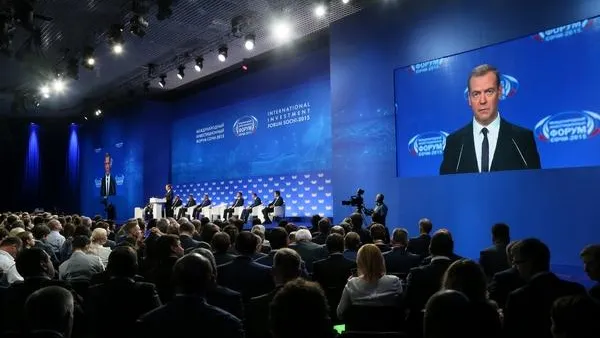 Медведев пообещал сохранить господдержку ипотеки
