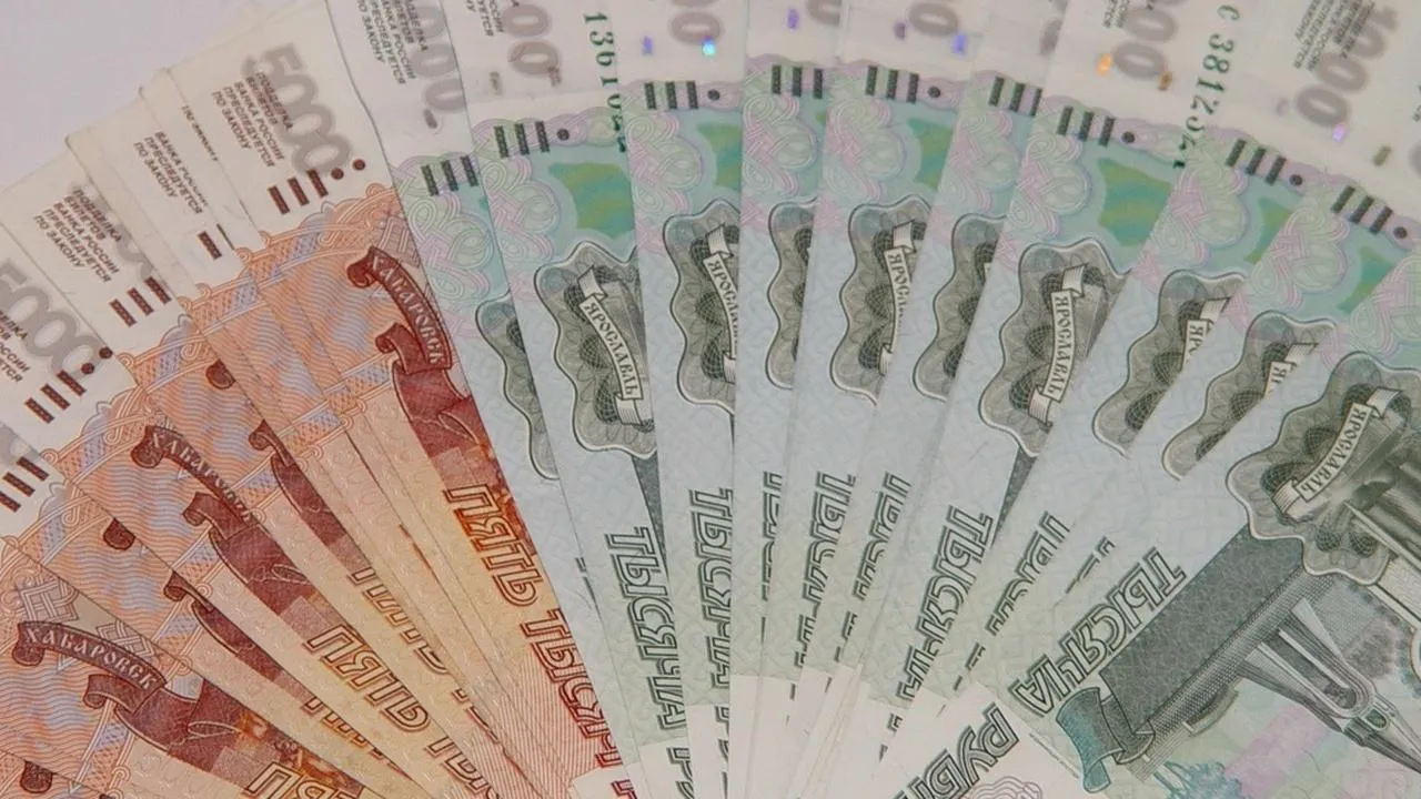 Пенсионерка из Омска отправила преступникам свыше 28 млн рублей