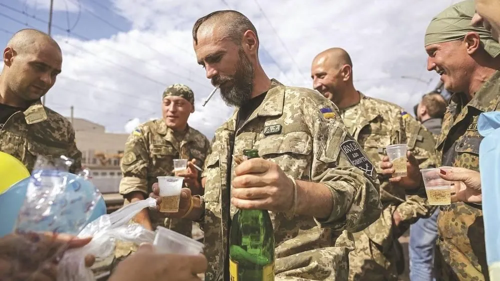 В Запорожье партизаны сожгли технику ВСУ во время пьянства экипажа