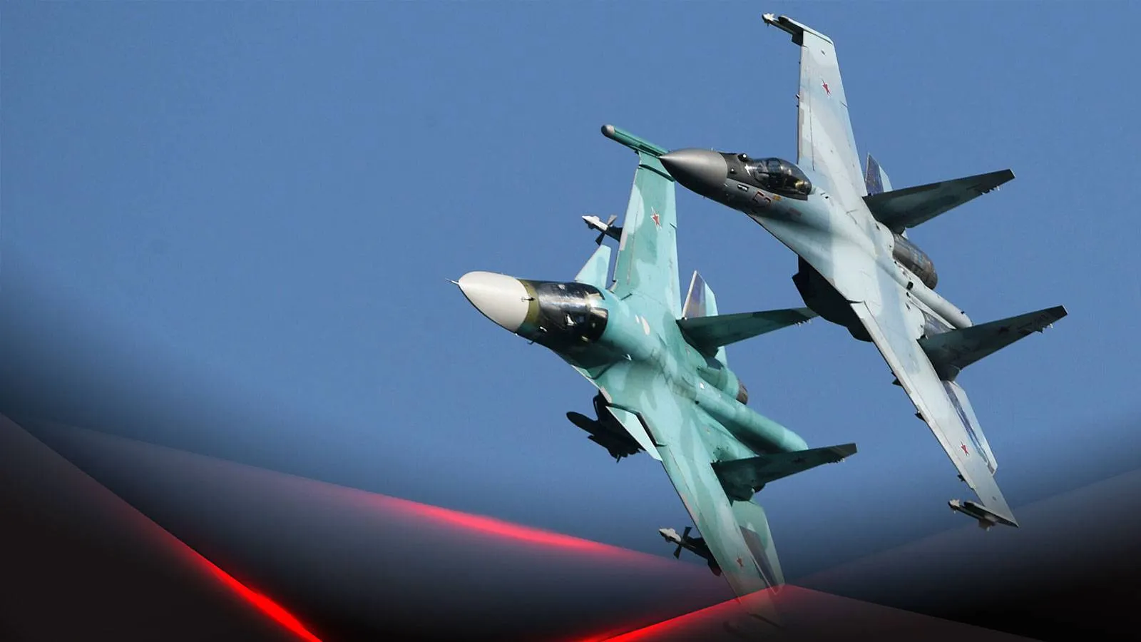 Российские истребители в небе
