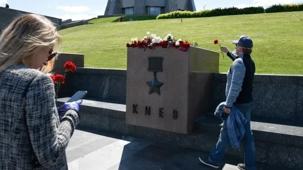 Эксперт объяснил демарши украинской дипломатии в отношении празднования Дня Победы