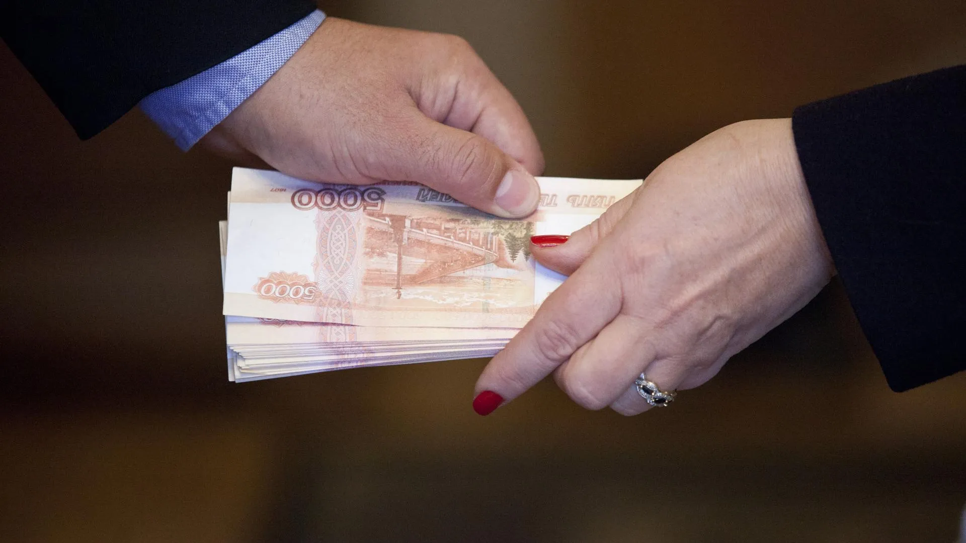 Депутат Нилов предложил разрешить использовать средства материнского капитала при покупке продуктов