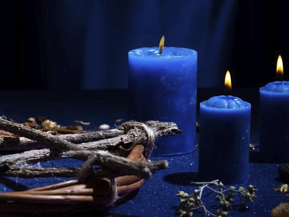 «Мнят себя магами»: эзотерик Абравитова рассказала о псевдомагических ритуалах