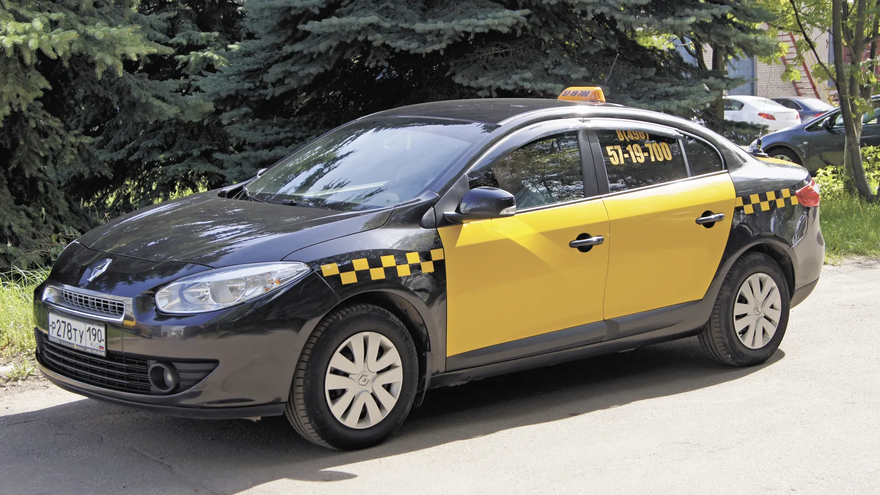 Конец «золотых» поездок: в России может появиться потолок цен на такси при плохой погоде