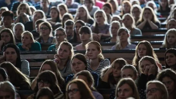 Студенты в Коломне начали учиться на двух языках