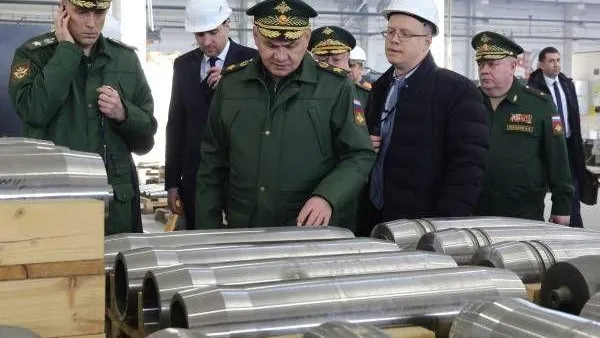 Шойгу заявил о кратном наращивании производства боеприпасов