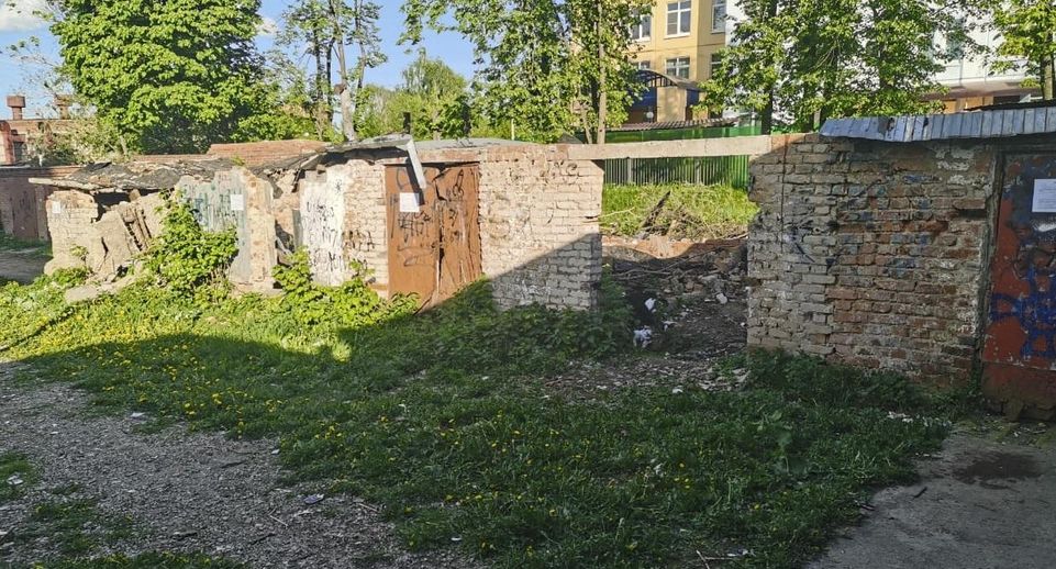 Аварийные гаражи снесли на улице Гагарина в Чехове
