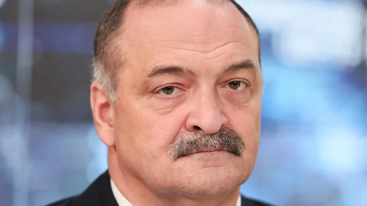 Меликов заявил, что жителям Дагестана важен ответ Путина о событиях в Газе