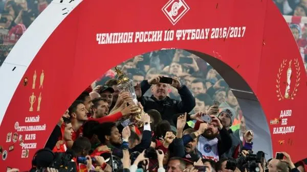 Морозов: «Спартак» и его болельщики заслужили победный «карнавал» 