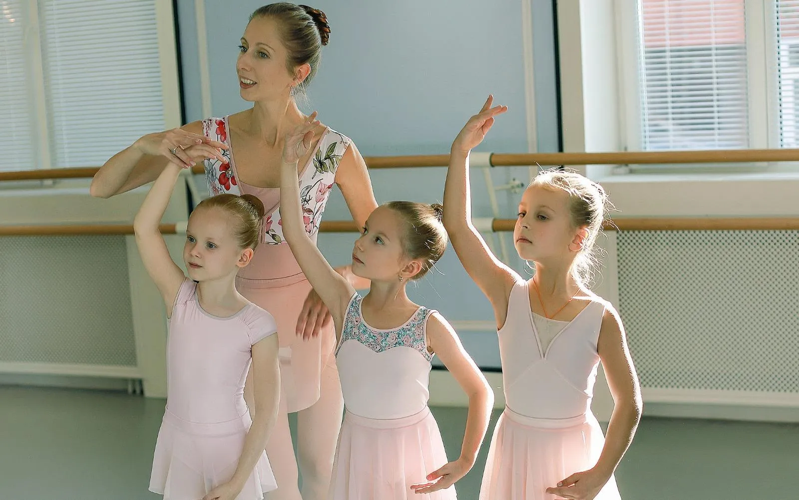 Хавива Фонина / Мария Мартышева с ученицами