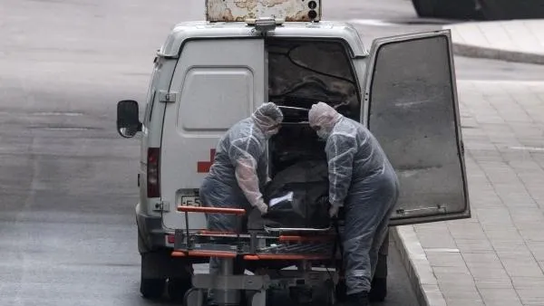 Два человека с коронавирусом скончались в Подмосковье за сутки