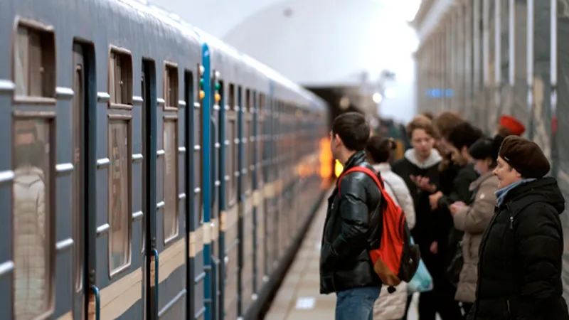 В Московском метро ответили «разъяренным пассажирам», которые застряли в тоннелях