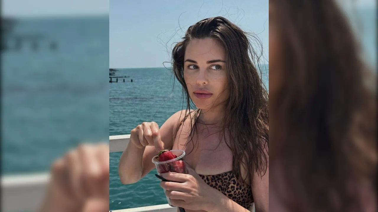 «Не жалею ни о чем»: почему Юлия Михалкова ушла из «Уральских пельменей» после десяти лет съемок?