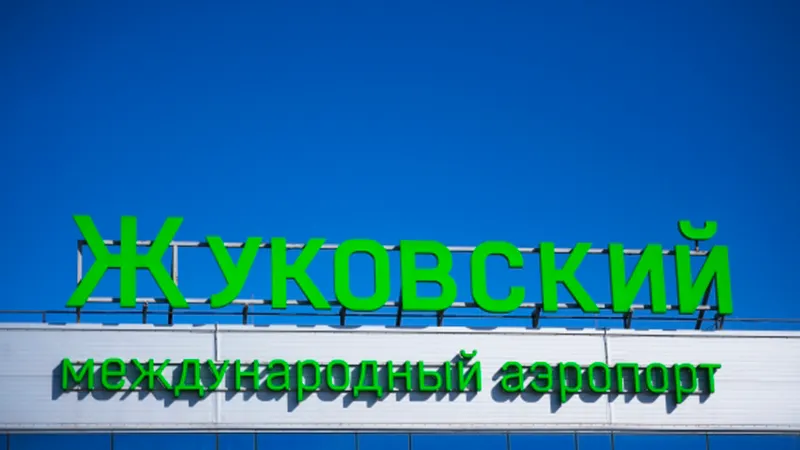 Кто выиграет в конфликте между аэропортом «Жуковский» и страховщиками — разбор юриста