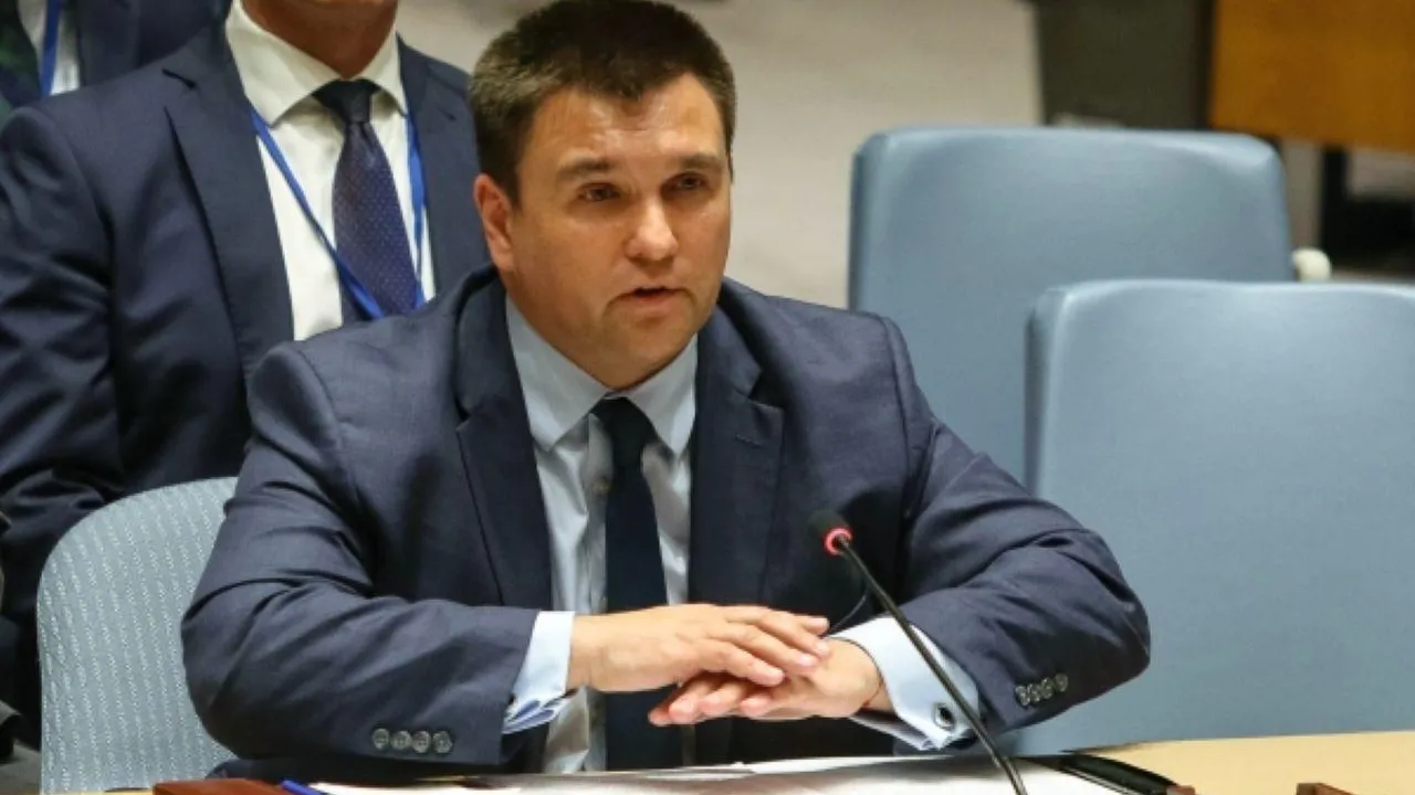 Экс-глава МИД Украины заявил, что страна выпала из топа по вниманию в мире