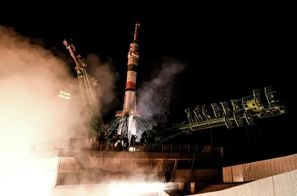 Старт ракеты-носителя «Союз-2.1а» с транспортным пилотируемым кораблем «Союз МС-24»