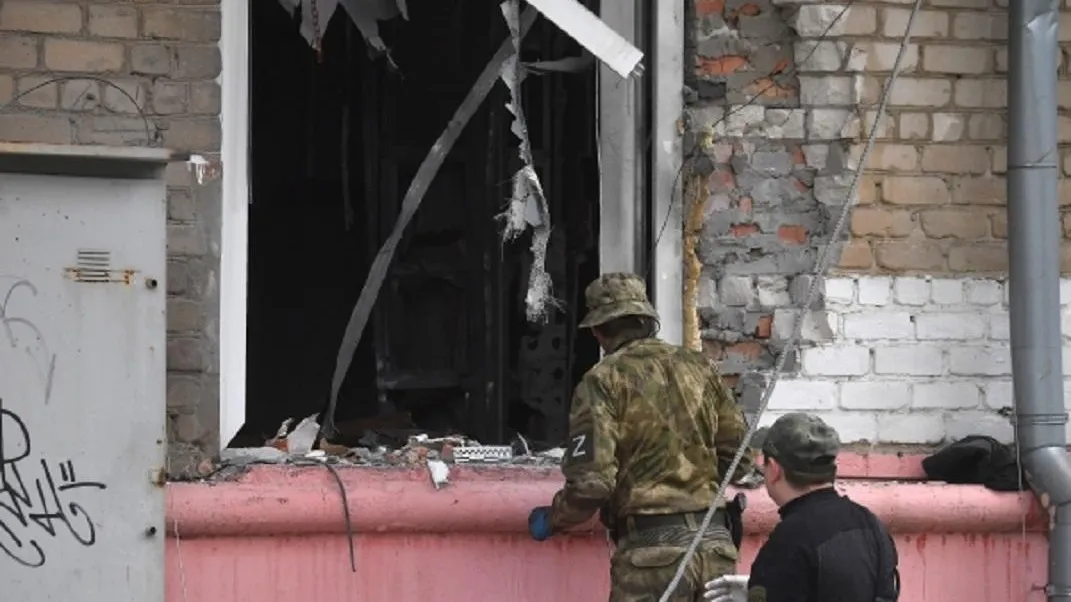 Число пострадавших при взрыве в центре Луганска выросло