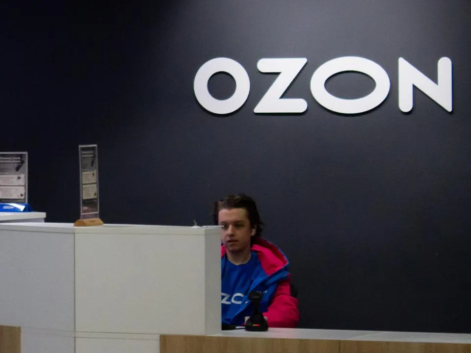 Выяснилось, можно ли подхватить менингит через посылку с Ozon