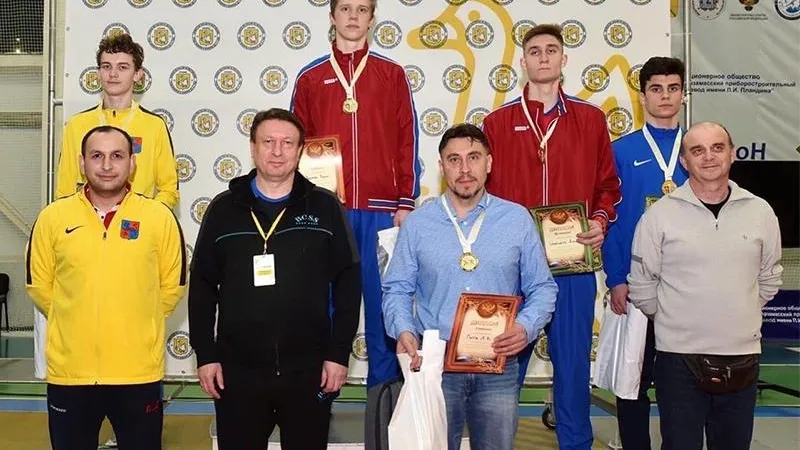 Спортсмен из Звенигорода стал лучшим фехтовальщиком России благодаря своей девушке